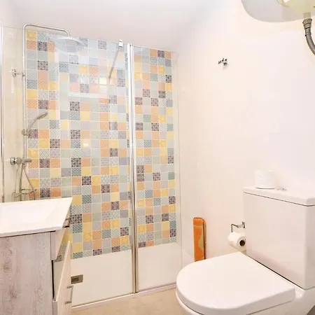 Centro, Cerca Playa * פואנגירולה